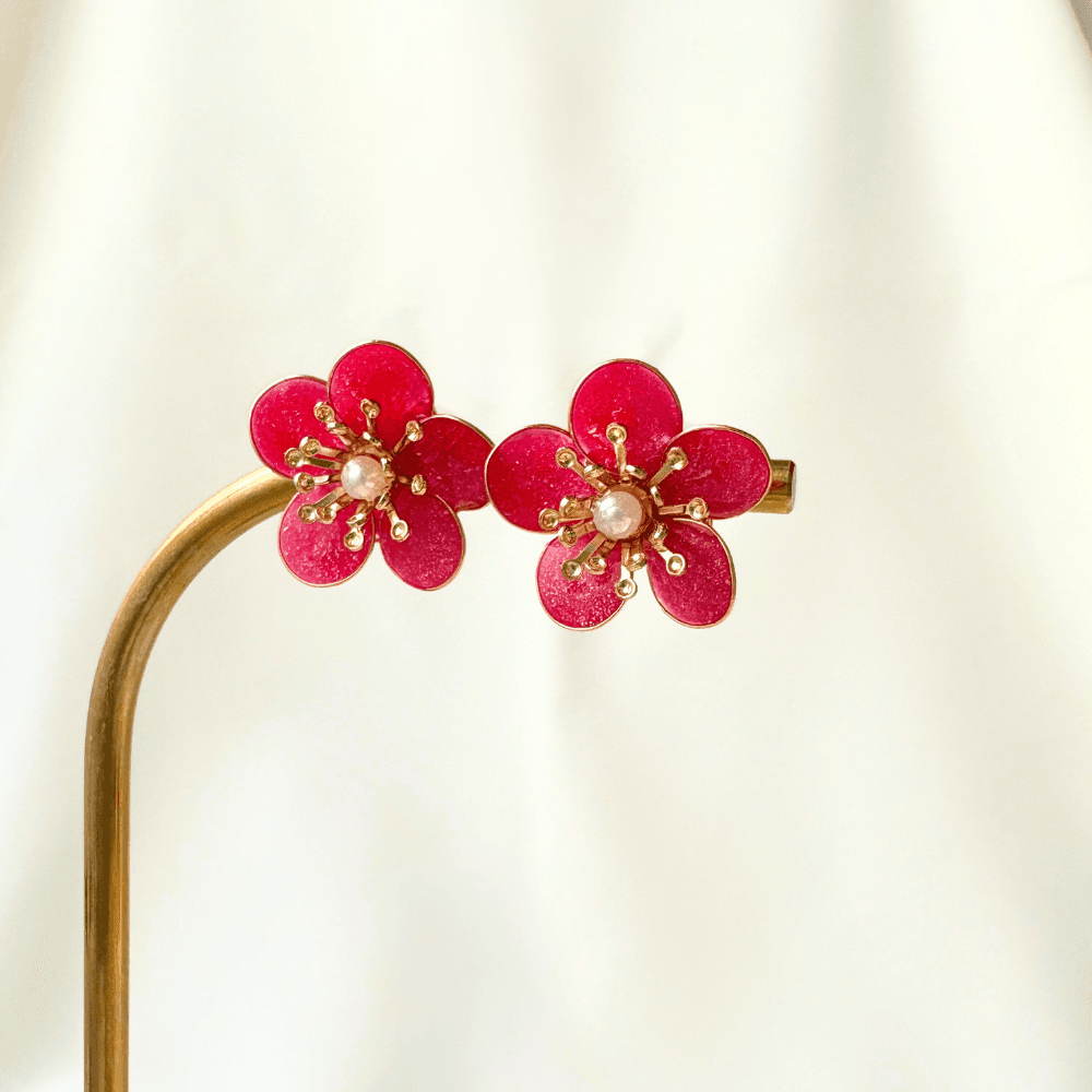 【梅】2wayイヤリング ニッケルフリー 金属アレルギー対応 受注生産 揺れる 赤 大人可愛い ギフト 春の新作 | 12枚目